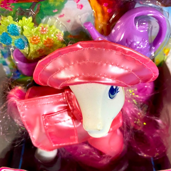MY LITTLE PONY G3 2003 PRETTY PONY FASHIONS RAIN & SHINE GARDEN TIME STAR SWIRL - Picture 4 of 12